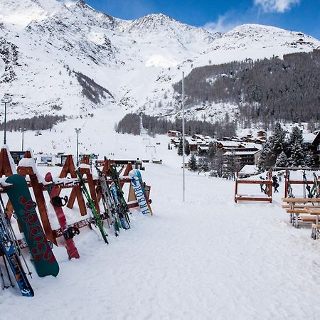 Hotel The Larix Ski-In Ski-Out Saas-Fee Exterior foto