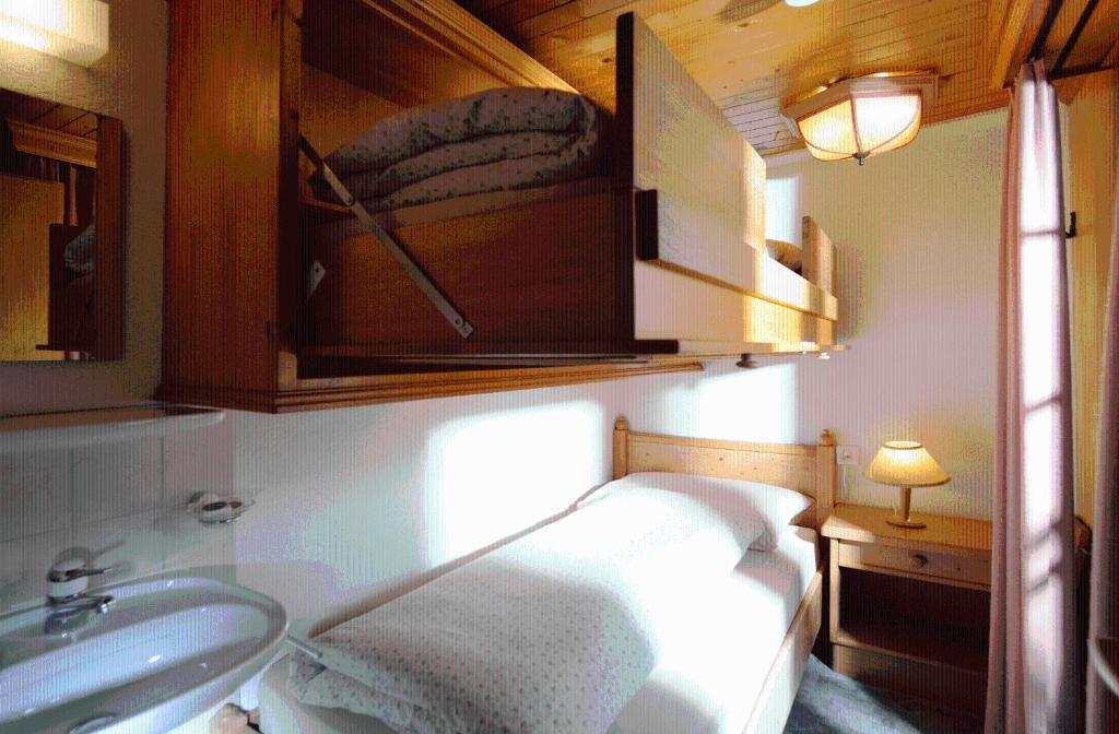 Hotel The Larix Ski-In Ski-Out Saas-Fee Habitación foto